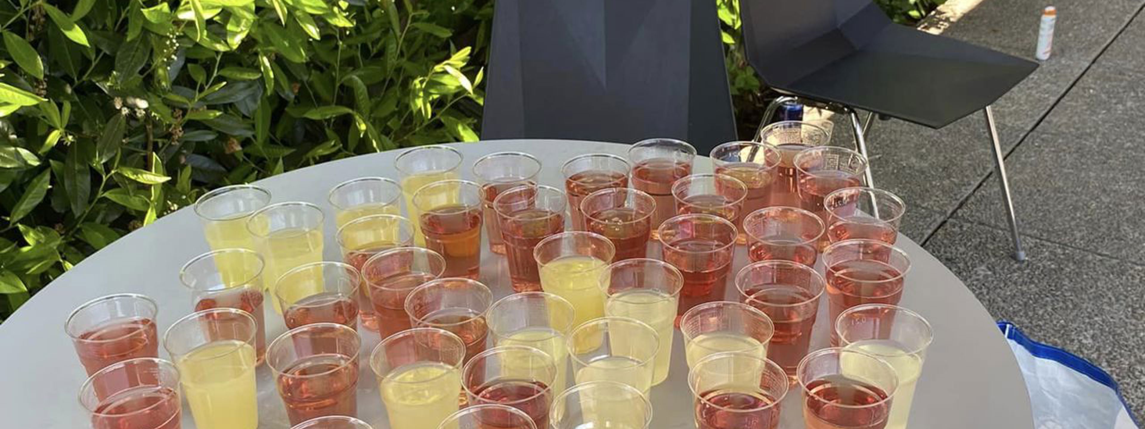 Nyt litt kald saft i sommervarmen